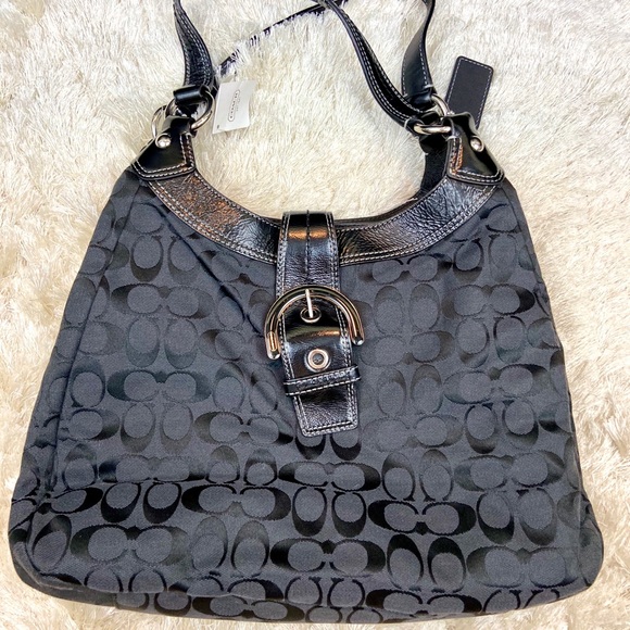 🆕 Coach Signature Collection bag - Picture 2 of 16